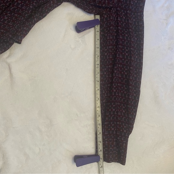 Women’s Brooks Brothers Silk Button Down Size 10 blouse Geometric Retro Pattern - Picture 6 of 7